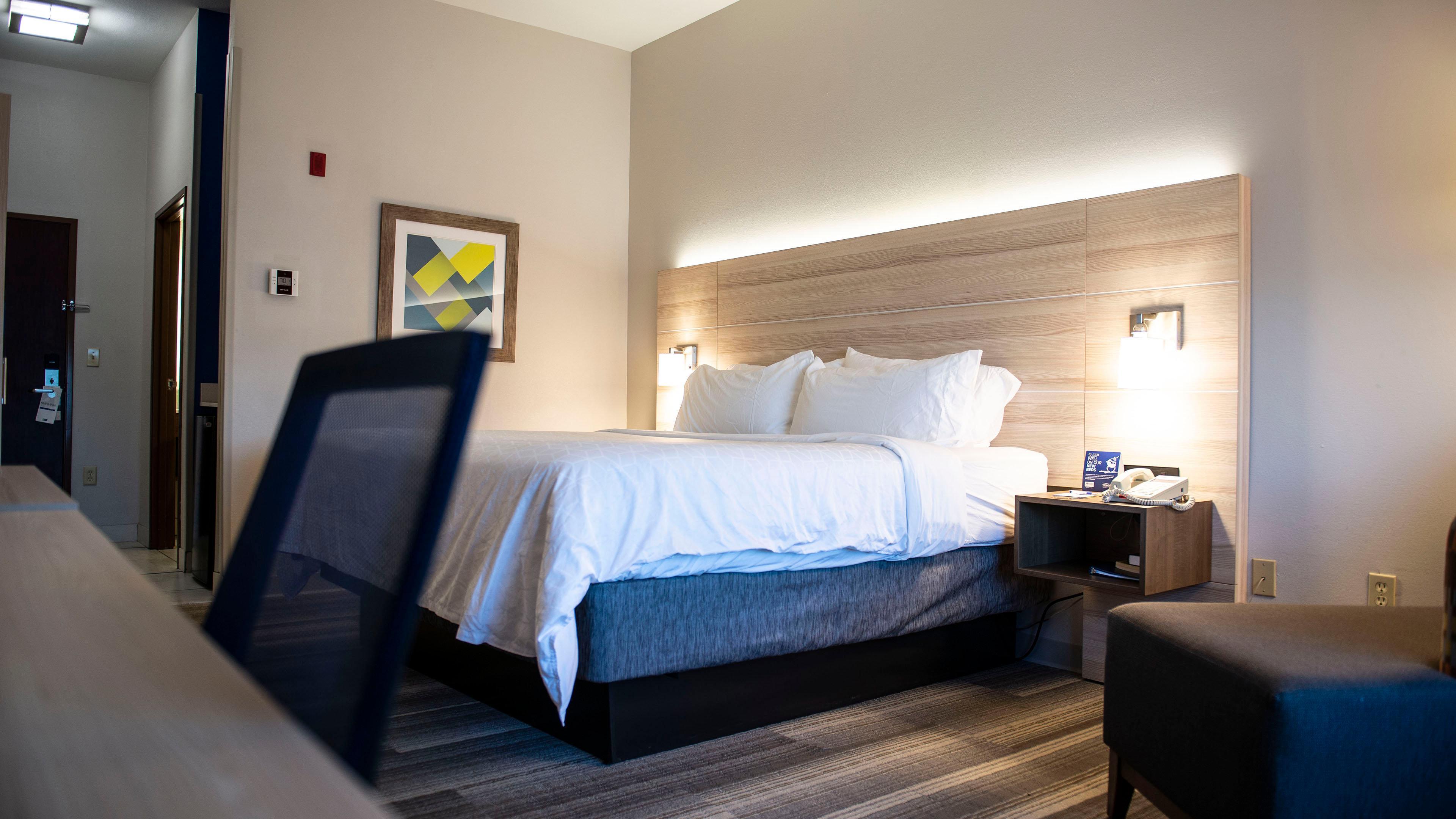 Holiday Inn Express Hotel & Suites Sedalia By Ihg Exterior foto