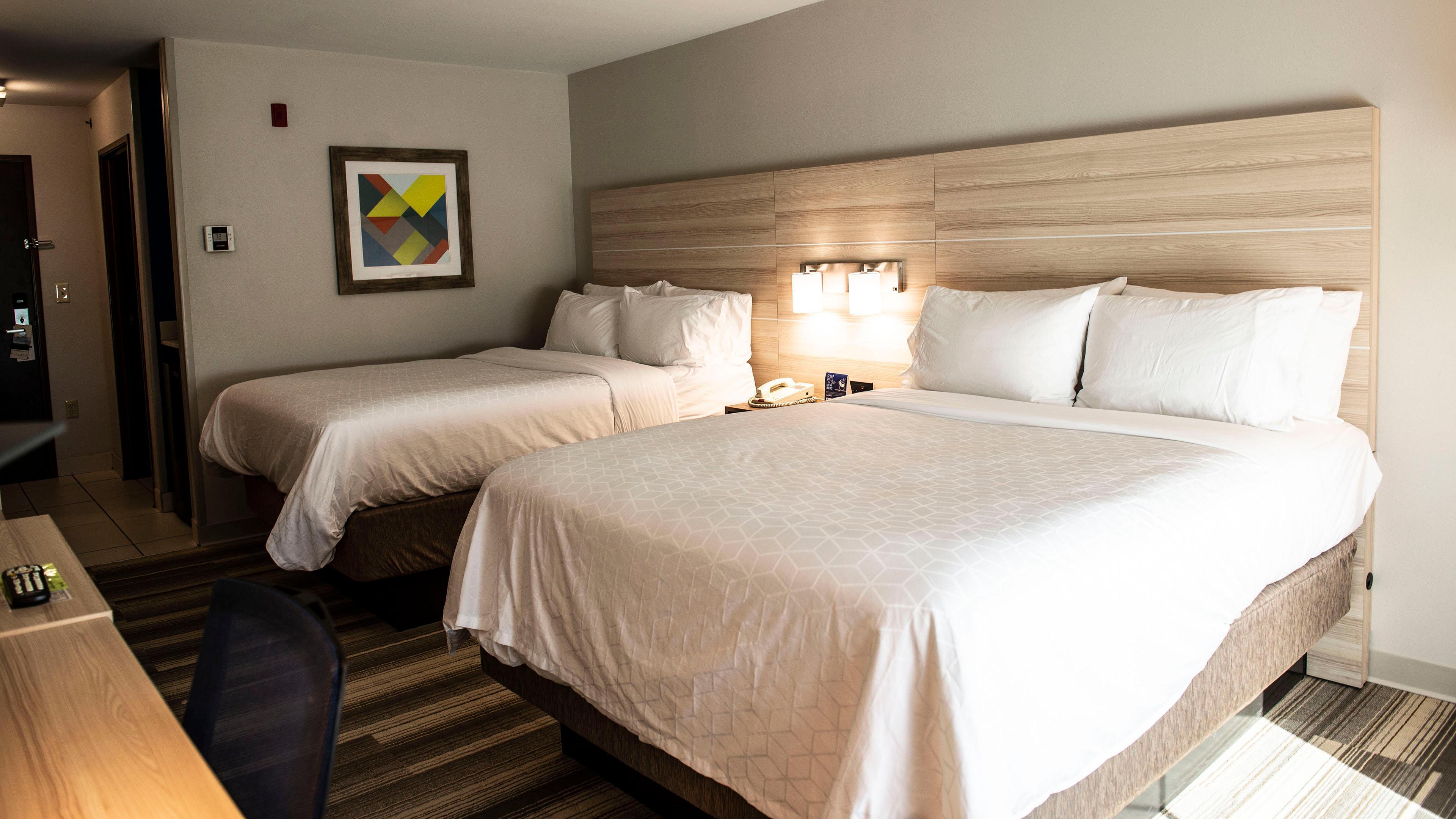 Holiday Inn Express Hotel & Suites Sedalia By Ihg Exterior foto